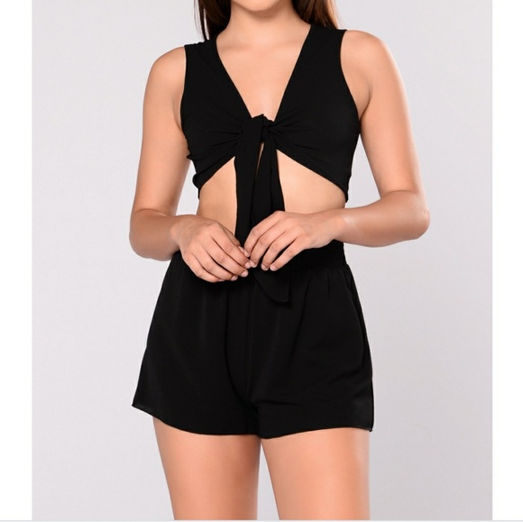 Fashion Nova NWT Black 2 Piece Set - Picture 1 of 4